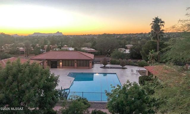 8641 N Candlewood Loop, Tucson, AZ 85704