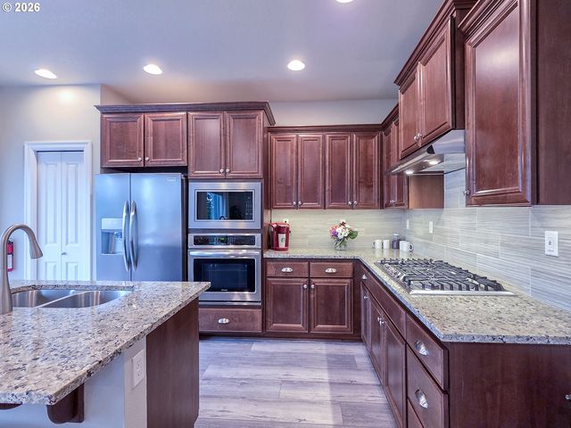 15566 Sw WREN Ln, Beaverton, OR 97007