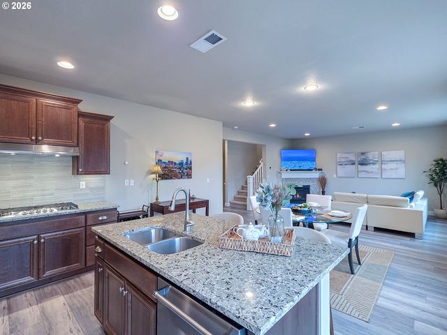 15566 Sw WREN Ln, Beaverton, OR 97007