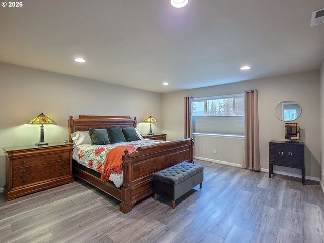 15566 Sw WREN Ln, Beaverton, OR 97007