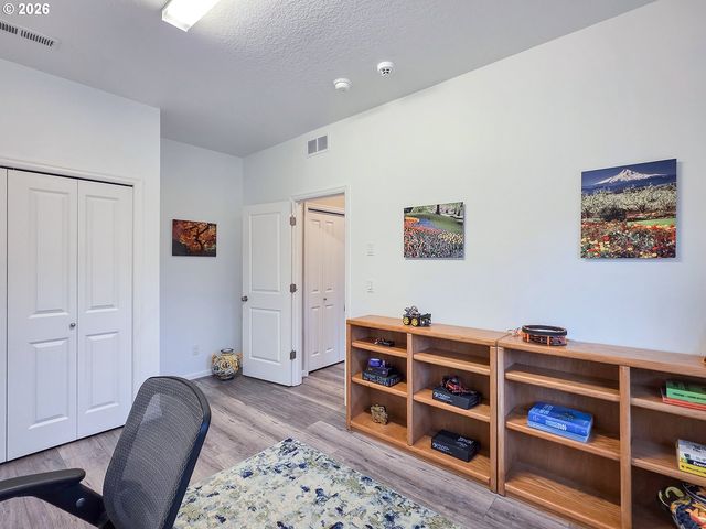 15566 Sw WREN Ln, Beaverton, OR 97007