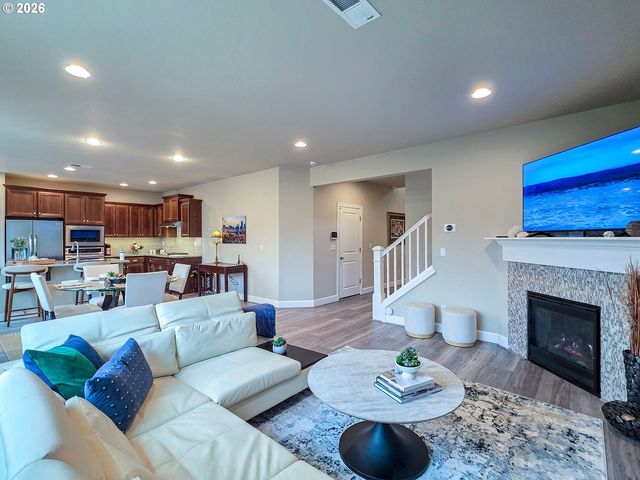 15566 Sw WREN Ln, Beaverton, OR 97007