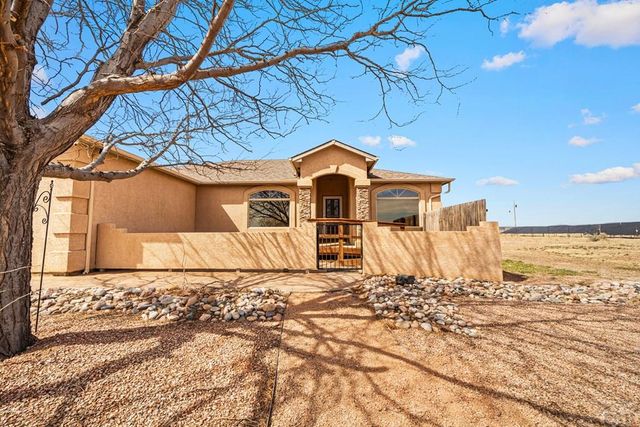 1225 N Parkridge Dr, Pueblo West, CO 81007