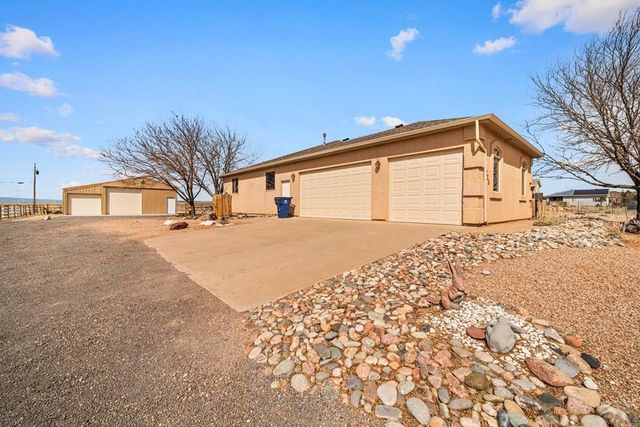 1225 N Parkridge Dr, Pueblo West, CO 81007