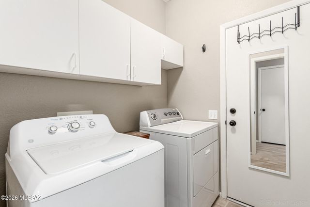 2382 E Cargondera Canyon Drive, Oro Valley, AZ 85755