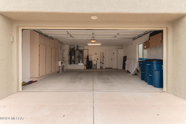 2382 E Cargondera Canyon Drive, Oro Valley, AZ 85755