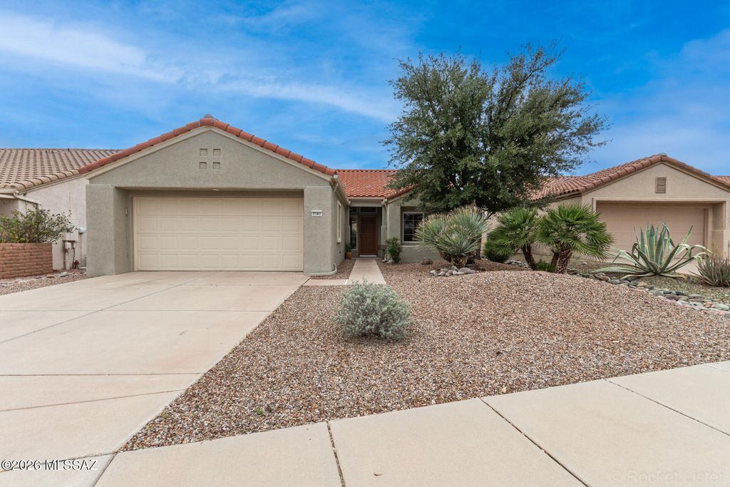 2382 E Cargondera Canyon Drive, Oro Valley, AZ 85755
