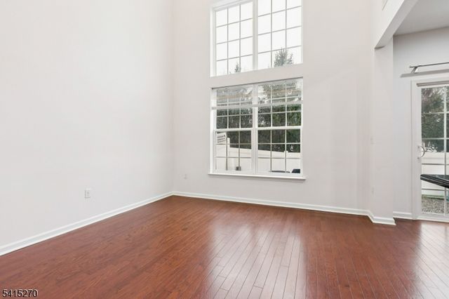 2421 Canterbury Ln, North Brunswick Twp., NJ 08902