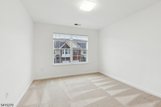 2421 Canterbury Ln, North Brunswick Twp., NJ 08902