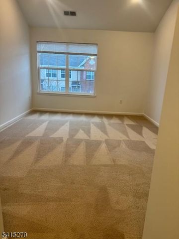 2421 Canterbury Ln, North Brunswick Twp., NJ 08902