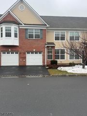 2421 Canterbury Ln, North Brunswick Twp., NJ 08902