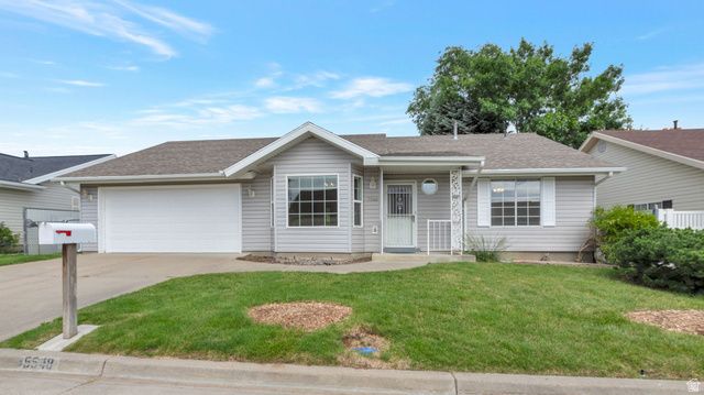 5548 S 2150 W, Roy, UT 84067