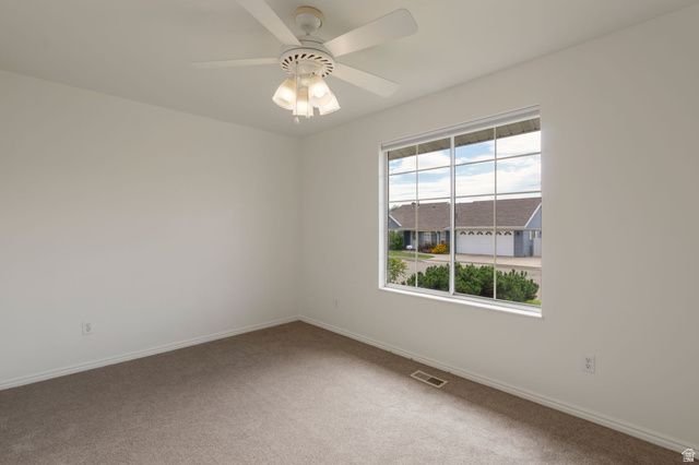 5548 S 2150 W, Roy, UT 84067