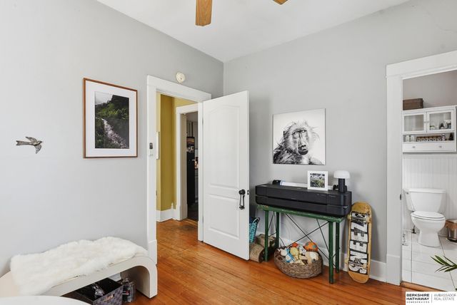 5503 Leavenworth Street, Omaha, NE 68106