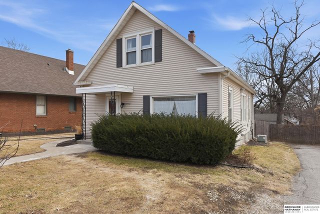 5503 Leavenworth Street, Omaha, NE 68106