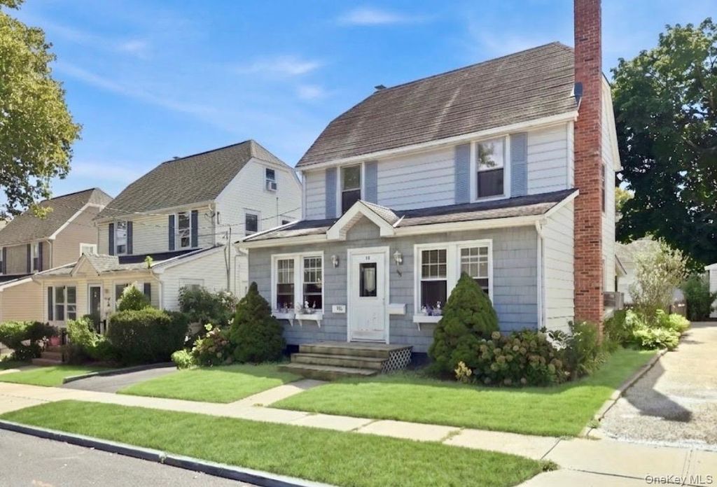 36 Hawthorne Street, Williston Park, NY 11596 — photo 3