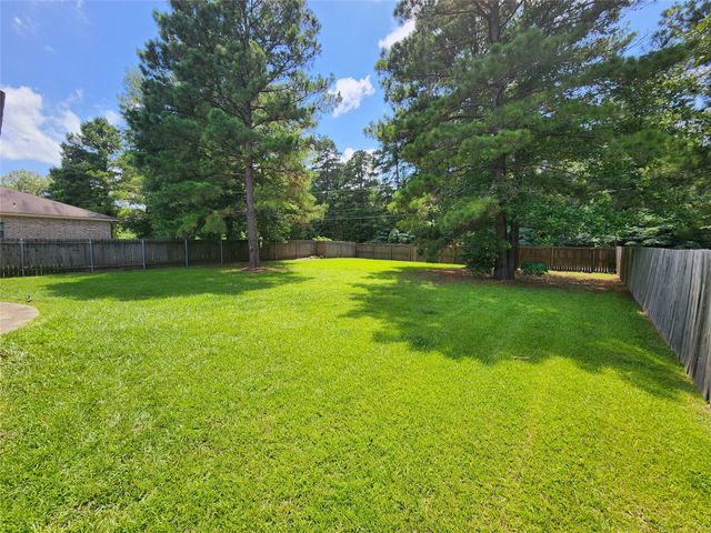 10132 Scarlet Oaks Lane, Keithville, LA 71047