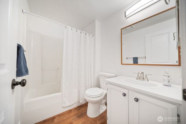 2960 NW North Star Drive, Silverdale, WA 98383