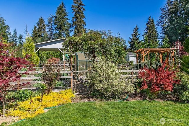 2960 NW North Star Drive, Silverdale, WA 98383