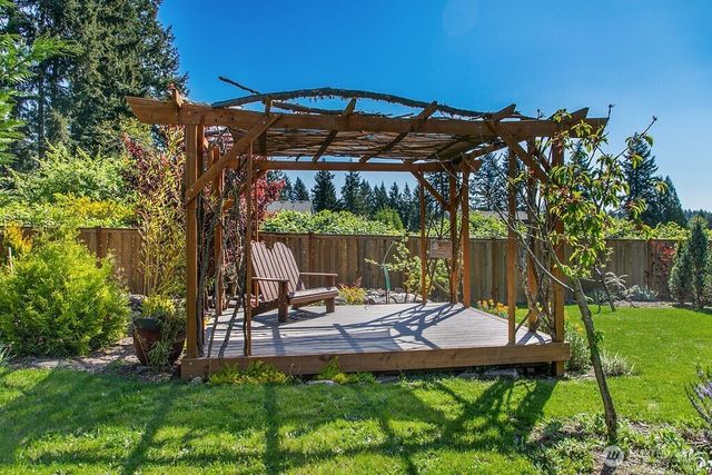 2960 NW North Star Drive, Silverdale, WA 98383