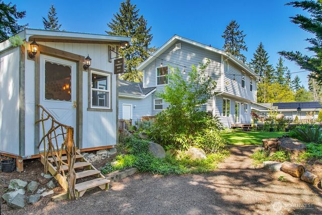 2960 NW North Star Drive, Silverdale, WA 98383