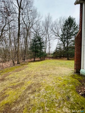 190 Tomlinson Avenue 9A, Plainville, CT 06062