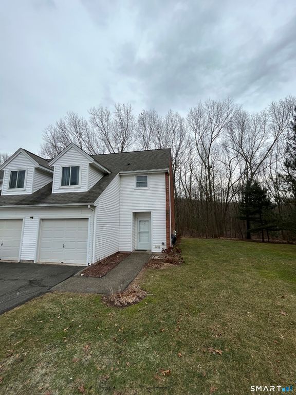 190 Tomlinson Avenue 9A, Plainville, CT 06062