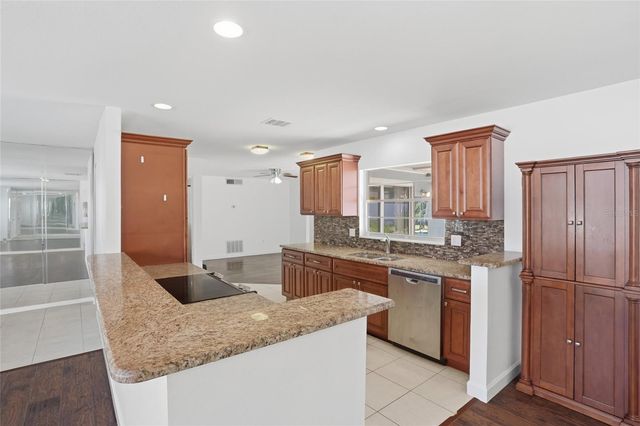 1801 GUMWOOD COURT, Orlando, FL 32818