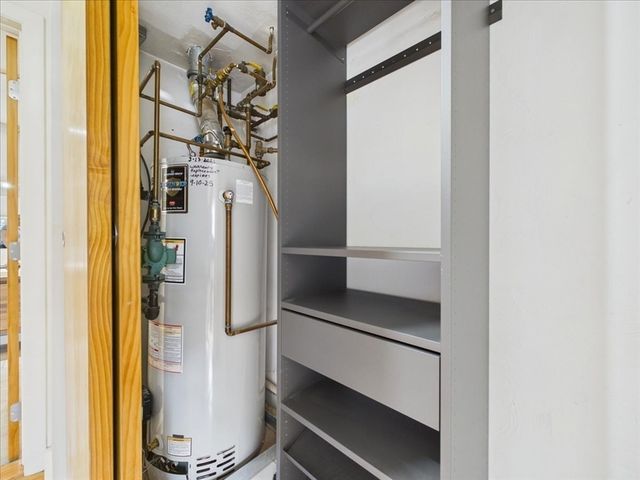 100 Pearl Street 13, Chelsea, MA 02150