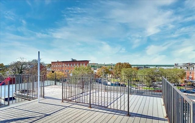 100 Pearl Street 13, Chelsea, MA 02150