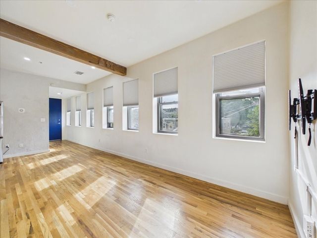 100 Pearl Street 13, Chelsea, MA 02150