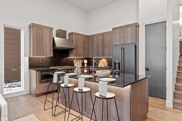 2446 W Lumber Lane, Coeur D'alene, ID 83814