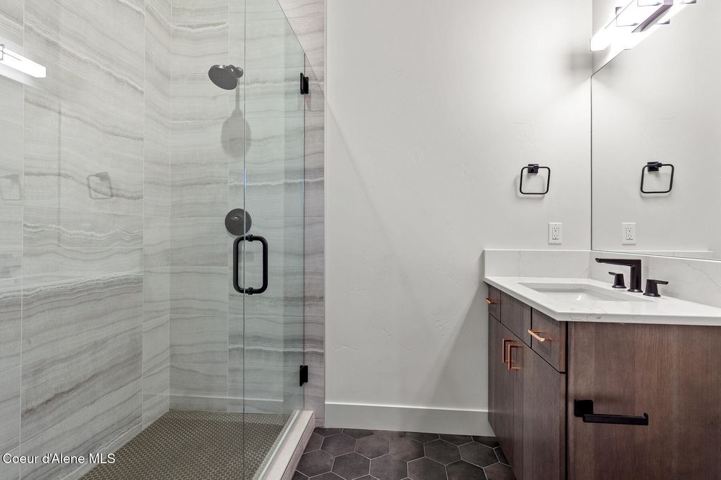 2446 W Lumber Lane, Coeur d'Alene, ID 83814 photo 33