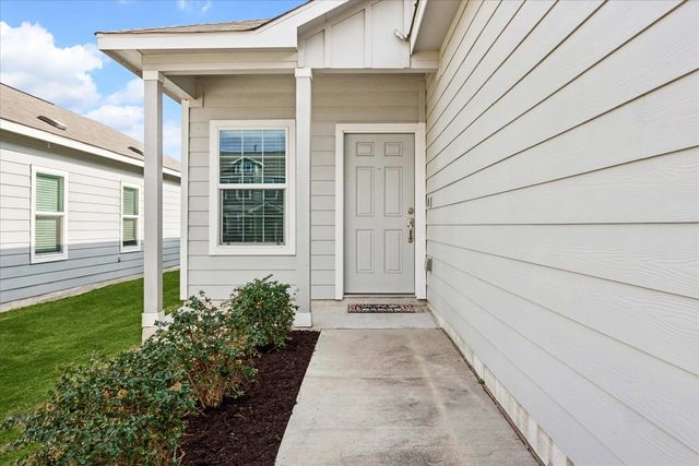 304 Mica TRL, San Marcos, TX 78656