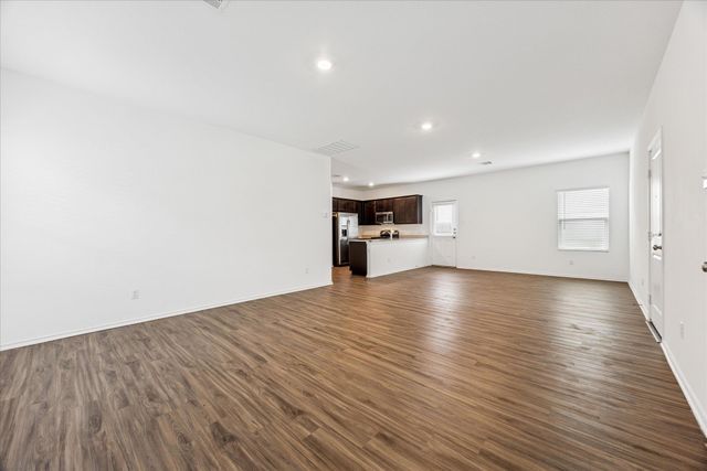 304 Mica TRL, San Marcos, TX 78656