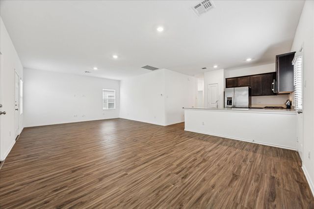 304 Mica TRL, San Marcos, TX 78656