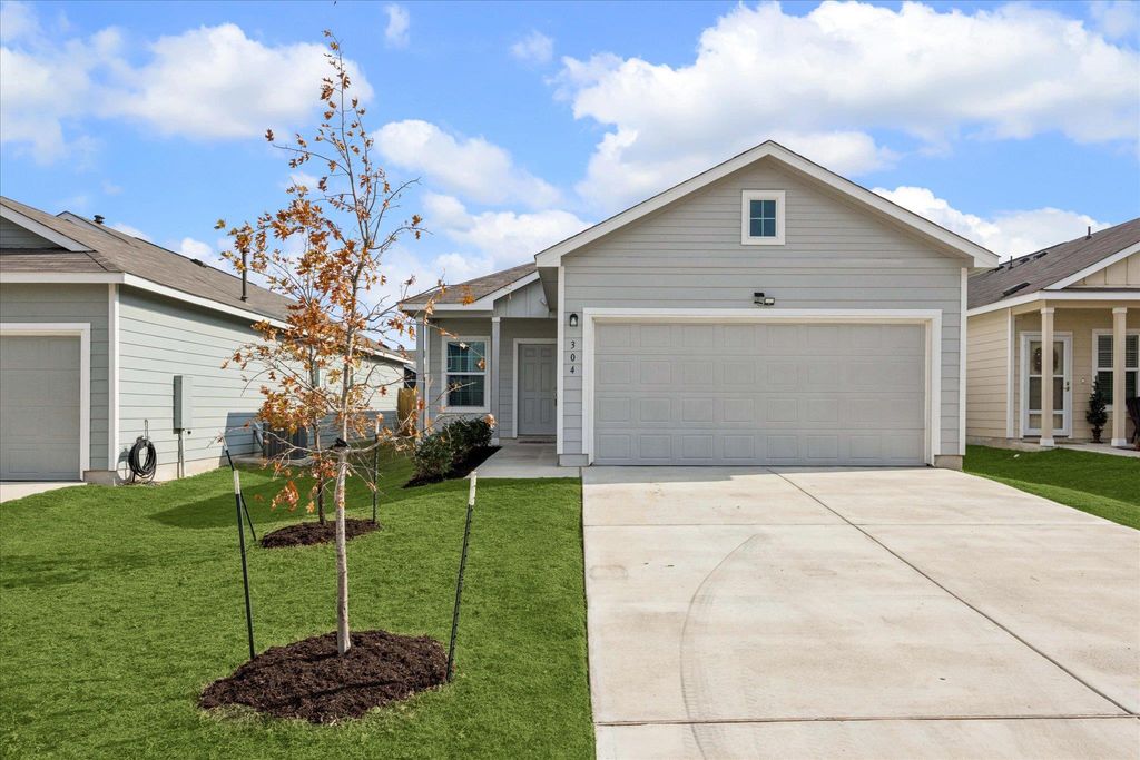 304 Mica TRL, San Marcos, TX 78656