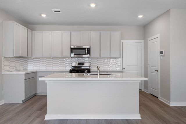 2486 North Heritage Drive, Dayton, TX 77535
