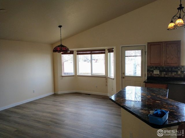 1516 Willowbrook Dr, Longmont, CO 80504