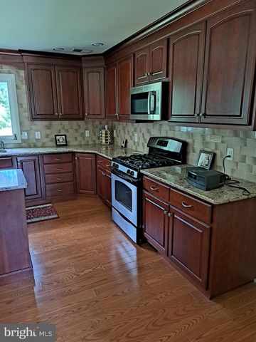 41C HIGH BRIDGE ROAD, New Egypt, NJ 08533