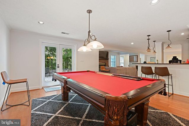 1832 FOXSTONE DR, Vienna, VA 22182