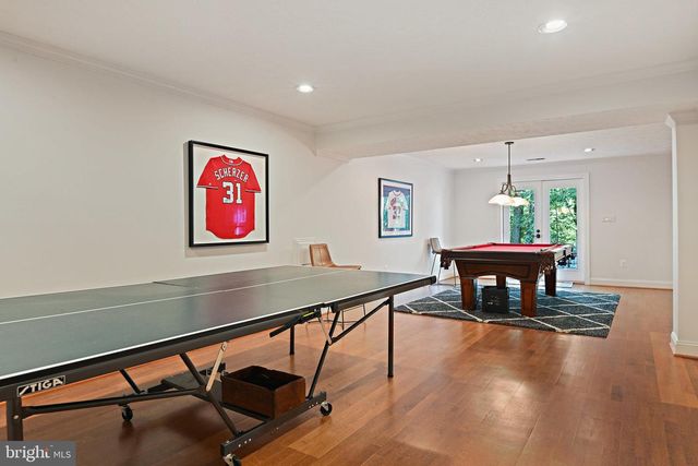 1832 FOXSTONE DR, Vienna, VA 22182