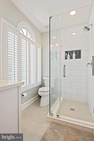 1832 FOXSTONE DR, Vienna, VA 22182