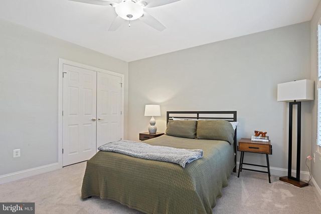 1832 FOXSTONE DR, Vienna, VA 22182