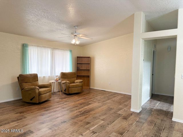 2054 N THORNTON Road 140, Casa Grande, AZ 85122