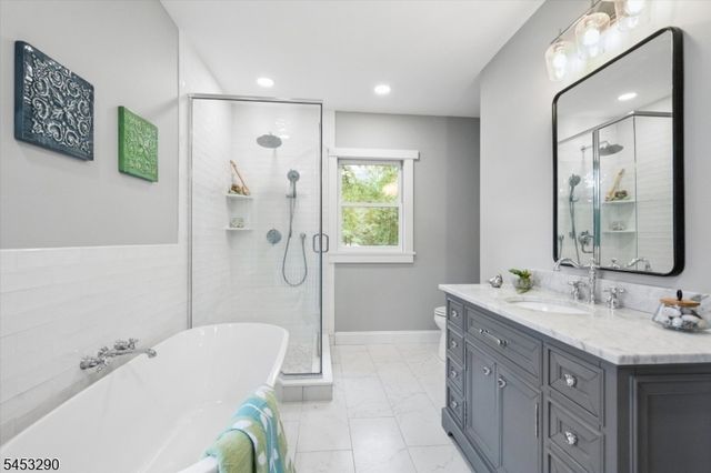 30 Rodney St, Glen Rock Boro, NJ 07452