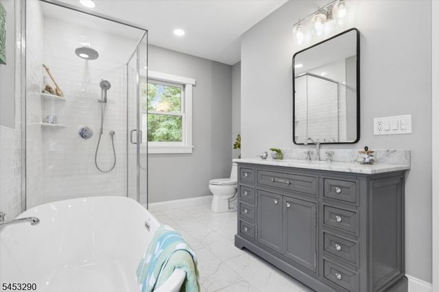 30 Rodney St, Glen Rock Boro, NJ 07452