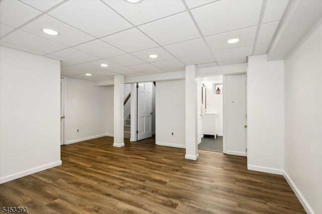 30 Rodney St, Glen Rock Boro, NJ 07452