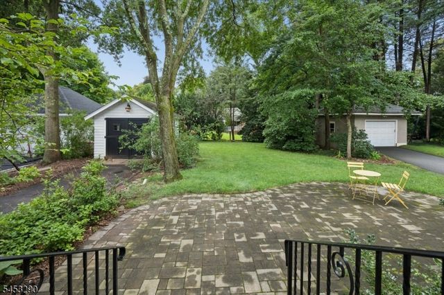 30 Rodney St, Glen Rock Boro, NJ 07452