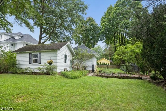 30 Rodney St, Glen Rock Boro, NJ 07452